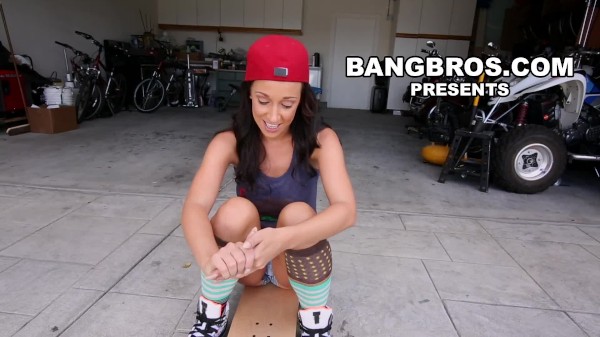 BANGBROS - Skater Chick Jada Stevens Taking BBC From Rico Strong