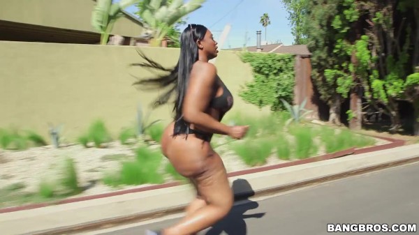 BANGBROS - Thicc Ebony MILF Victoria Cakes Going For A Run And A Fuck Porn Photo with Victoria Cakes naked