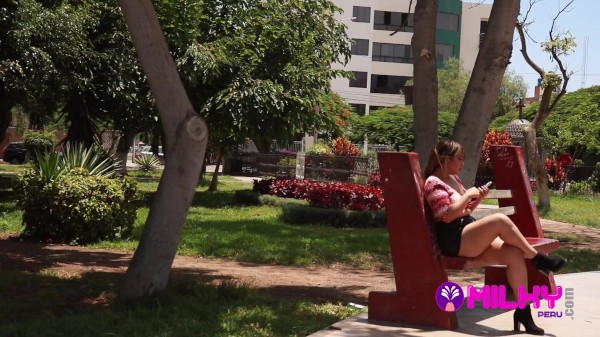 Yesica milf venezolana, la descubrí esperando un cliente en el parque y termine follandola Porn Photo with  naked